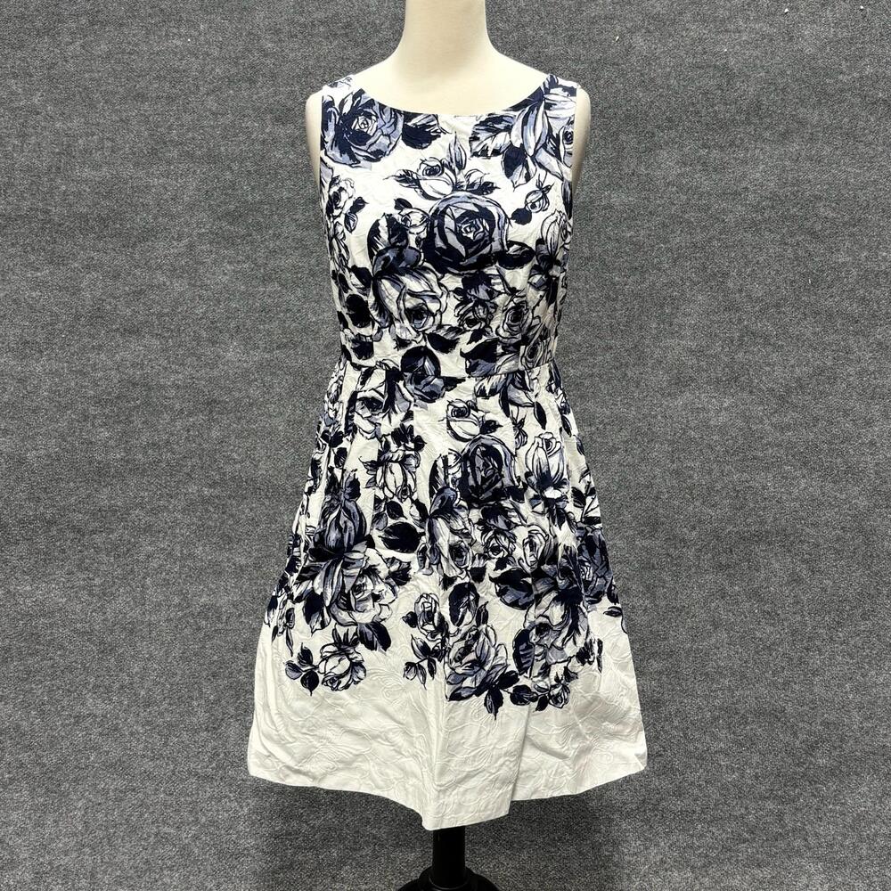 Talbots Petite Dress Womens 4P Blue Floral Jacquard Fit Flare Knee Length